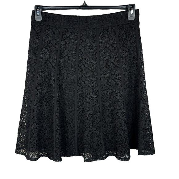 Chico’s SZ 2 (Large) Flared Skirt Floral Lace Pull-On Stretch Lined Black - Picture 1 of 7